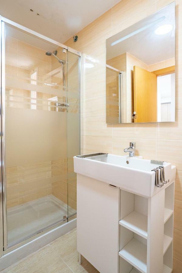 Ideally Located Holiday Apartment มอนโกฟาร์ ภายนอก รูปภาพ